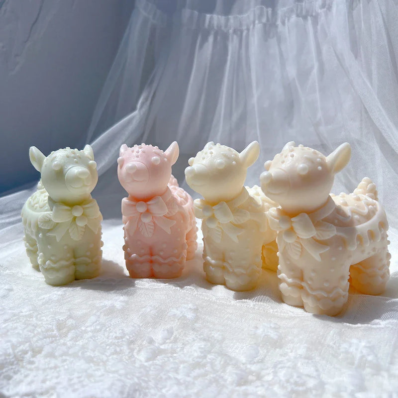 Christmas Cute Reindeer Candle Mold